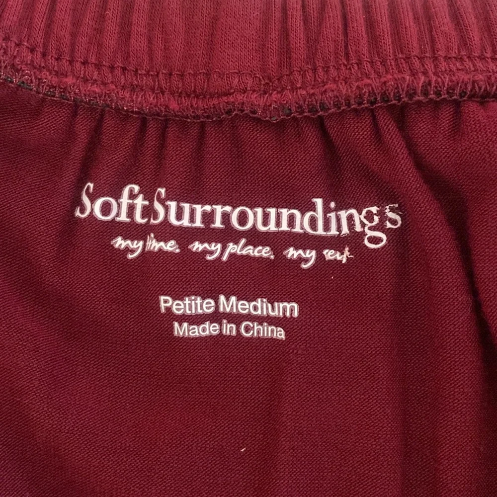 SOFT SURROUNDIGINGS TEE - Picture 10 of 11